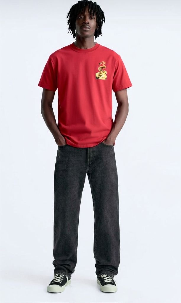 Red Dragon Graphic T-Shirt – Japanese-Inspired Streetwear by DAYSOFF